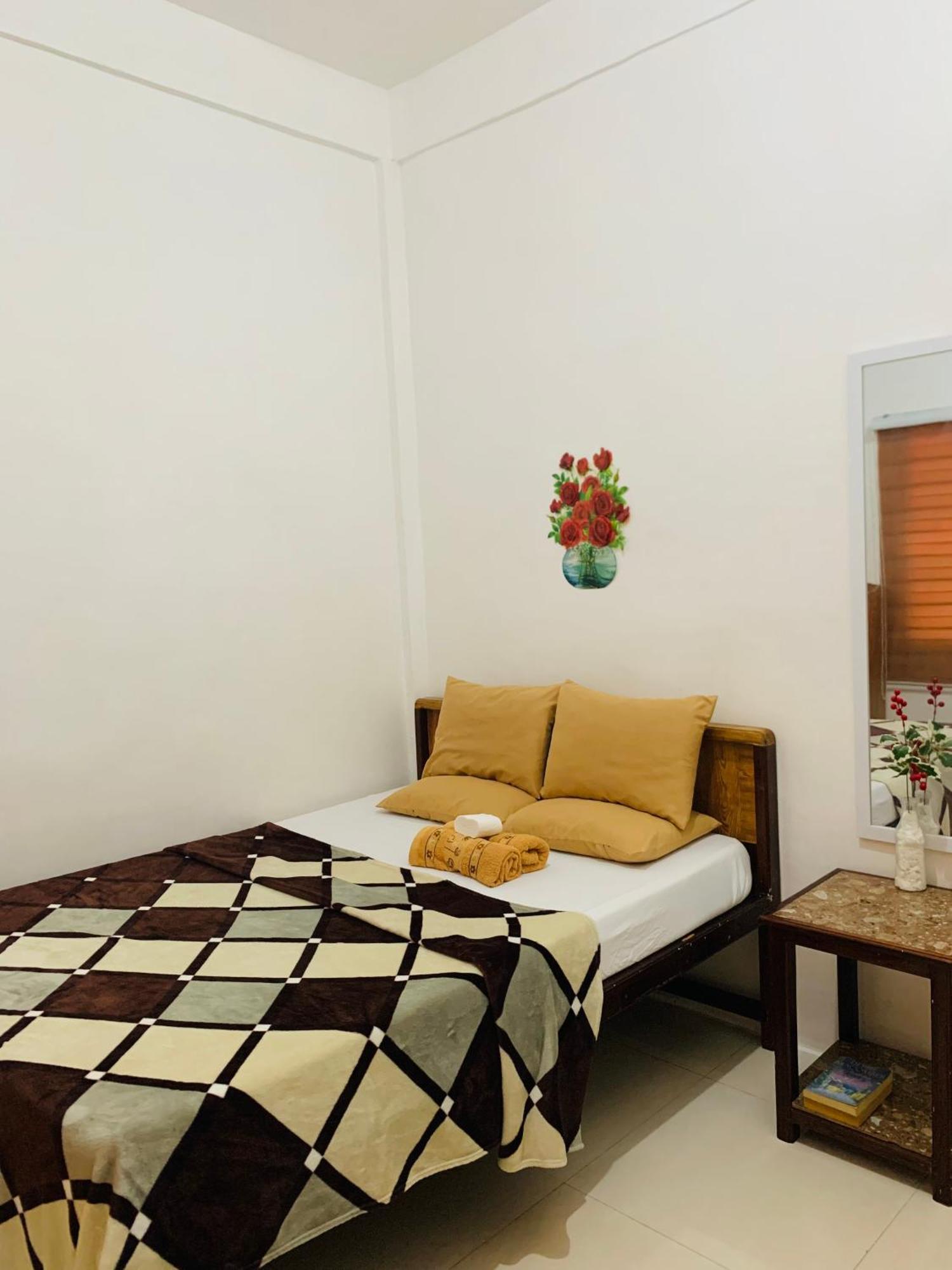 Queen'S Room Rental 1 爱妮岛 外观 照片