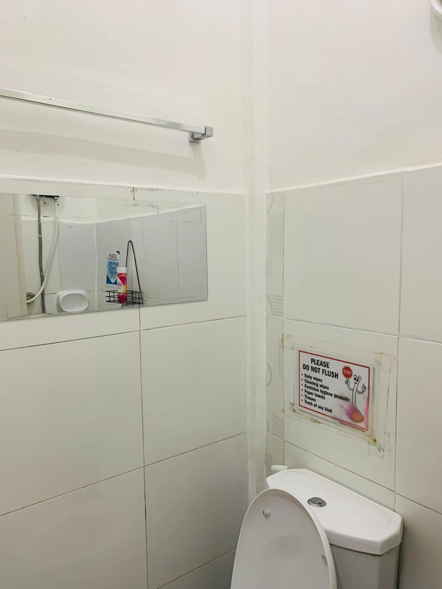 Queen'S Room Rental 1 爱妮岛 外观 照片