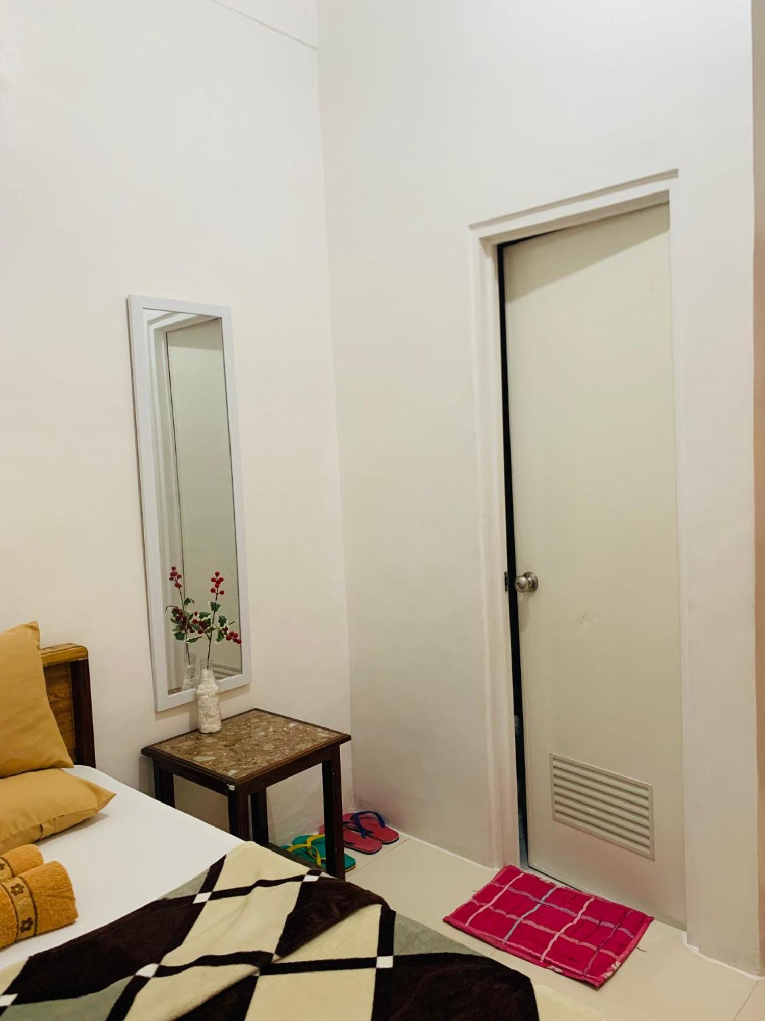 Queen'S Room Rental 1 爱妮岛 外观 照片